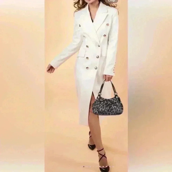 Coach Mia Patent Mini Maggie - Picture 1 of 16